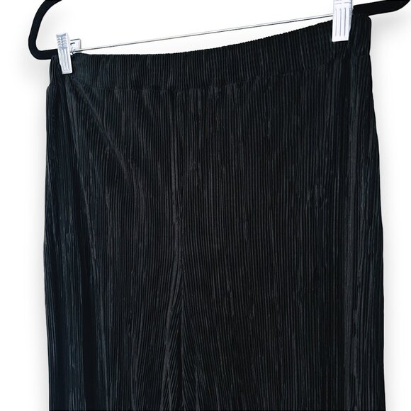 NWT! BooHoo Plisse Floor Sweeping Wide Leg Pants - Picture 6 of 10